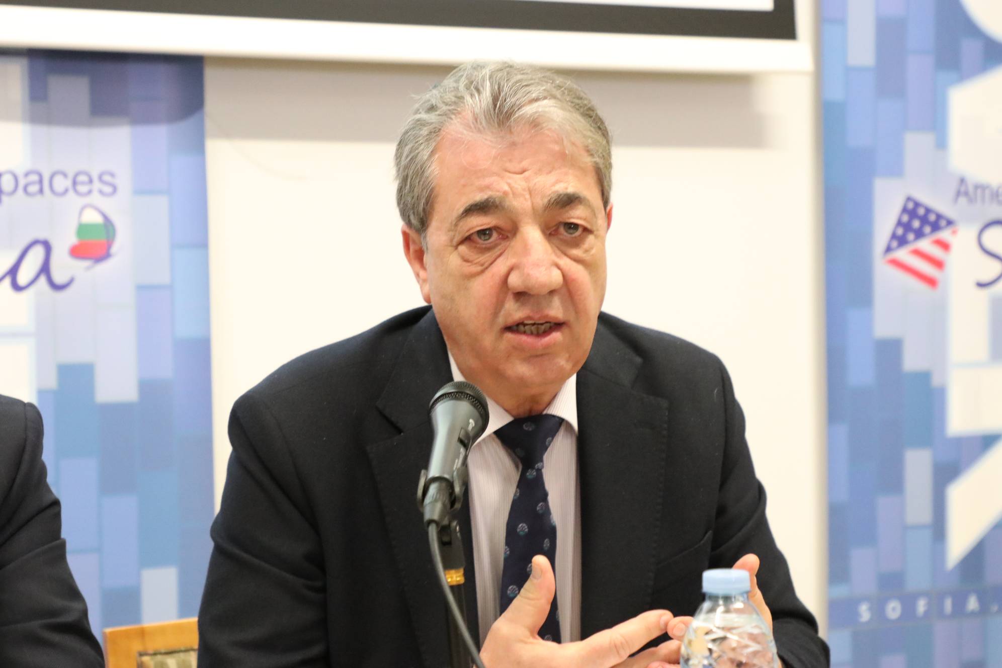  Проф. д.н. Вили Лилков 